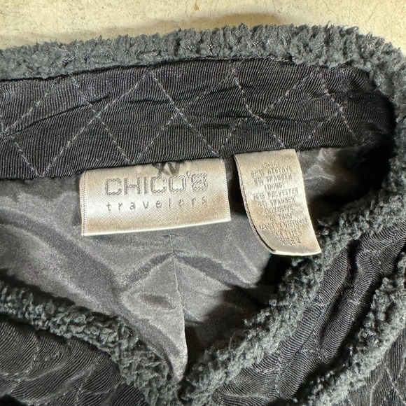 Chico’s Travelers Black Lined Full Zip Jacket XL Quilt Pattern Velvety - Picture 4 of 9